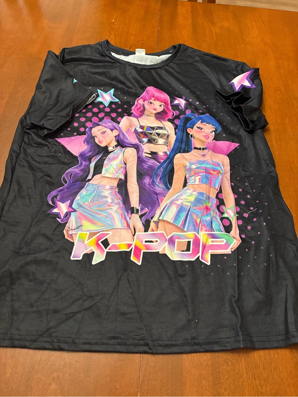 SHEIN Black K-Pop Girls Holographic Print Tee